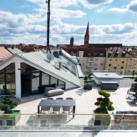 The Penthouse At Eco Smart Apartments Nürnberg Eksteriør billede