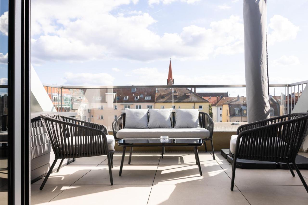 The Penthouse At Eco Smart Apartments Nürnberg Eksteriør billede
