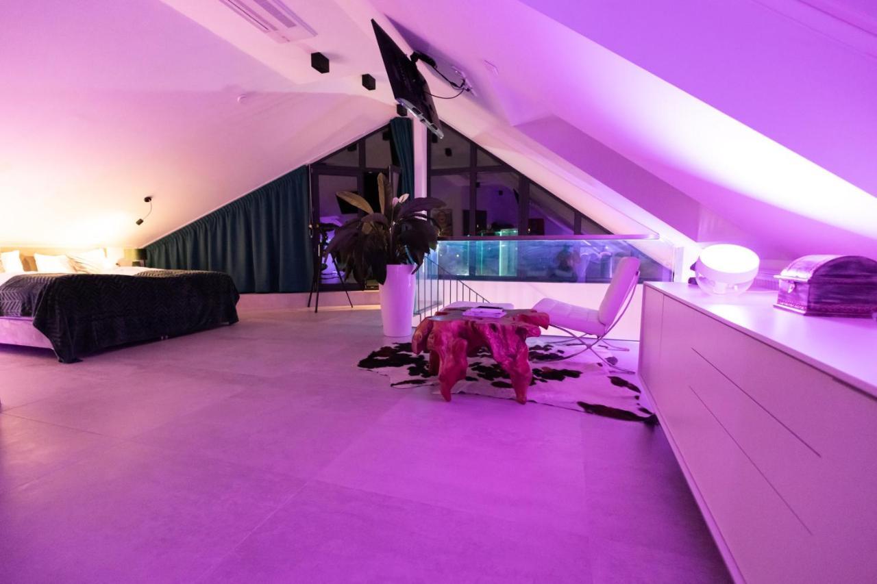 The Penthouse At Eco Smart Apartments Nürnberg Eksteriør billede
